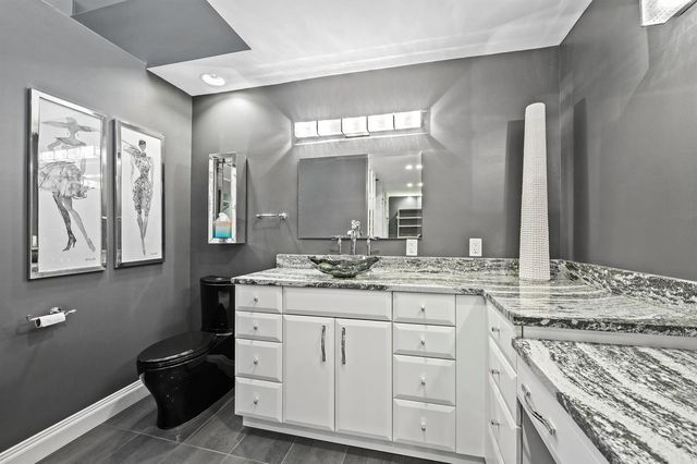 8 Portside Drive 8a, Fort Lauderdale, FL 33316