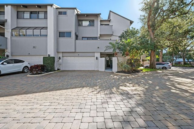 8 Portside Drive 8a, Fort Lauderdale, FL 33316