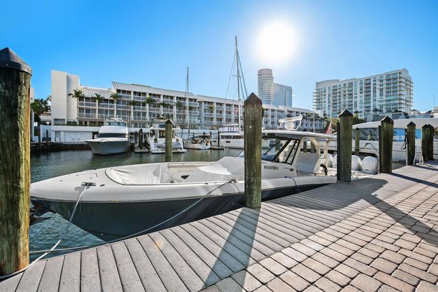 8 Portside Drive 8a, Fort Lauderdale, FL 33316