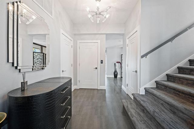 8 Portside Drive 8a, Fort Lauderdale, FL 33316
