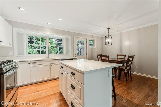 2154 Pennsylvania Lane, Ann Arbor, MI 48103