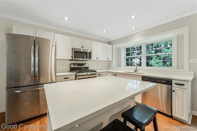 2154 Pennsylvania Lane, Ann Arbor, MI 48103