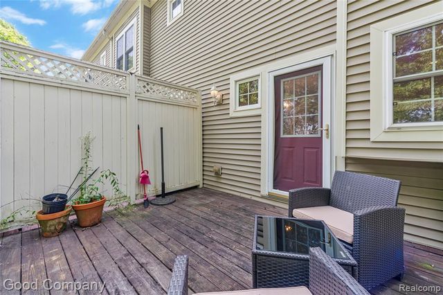 2154 Pennsylvania Lane, Ann Arbor, MI 48103