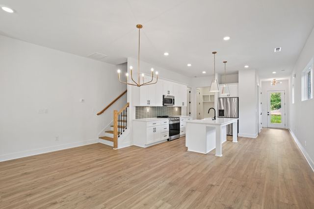 1907 Ashton Ave, Nashville, TN 37218