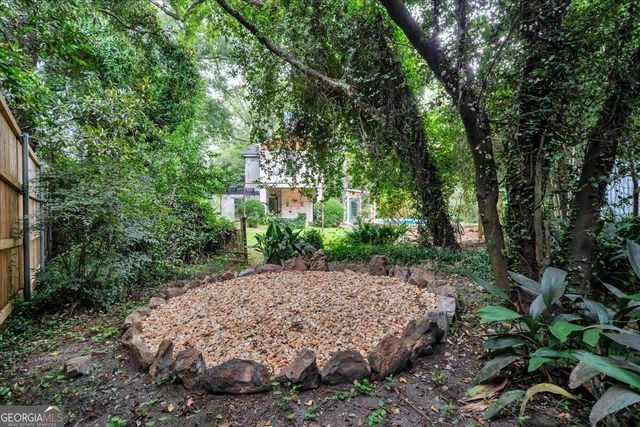 3860 Ridge Avenue, Macon, GA 31204