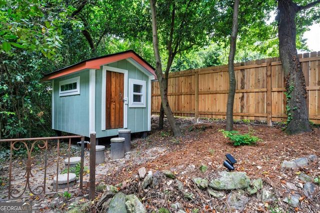3860 Ridge Avenue, Macon, GA 31204