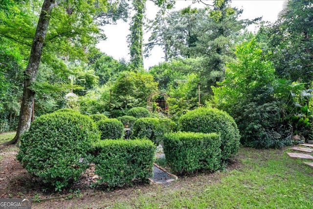 3860 Ridge Avenue, Macon, GA 31204