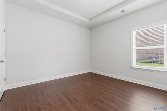 7555 Addison Drive NW, Huntsville, AL 35806