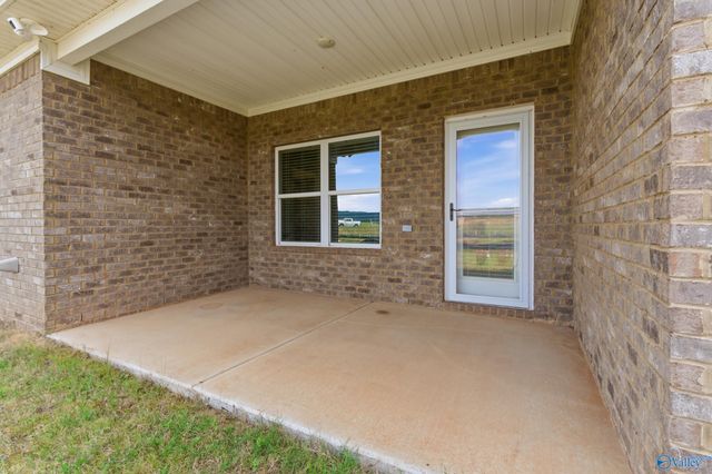 7555 Addison Drive NW, Huntsville, AL 35806