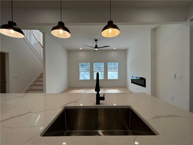 73 Whitefoord SE Avenue, Atlanta, GA 30317