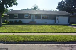 1810 Hennepin Avenue N, Glencoe, MN 55336