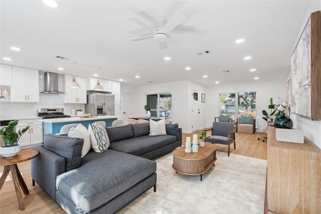 4427 Sanford Road, Houston, TX 77035