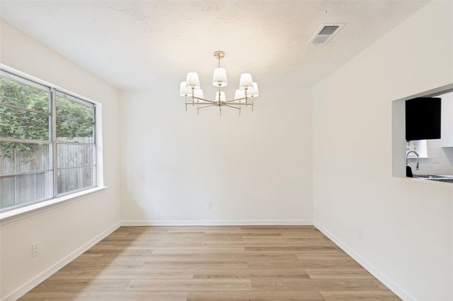 7307 Sunlight Lane, Houston, TX 77095