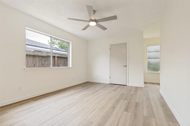 7307 Sunlight Lane, Houston, TX 77095