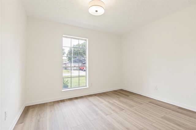 7307 Sunlight Lane, Houston, TX 77095