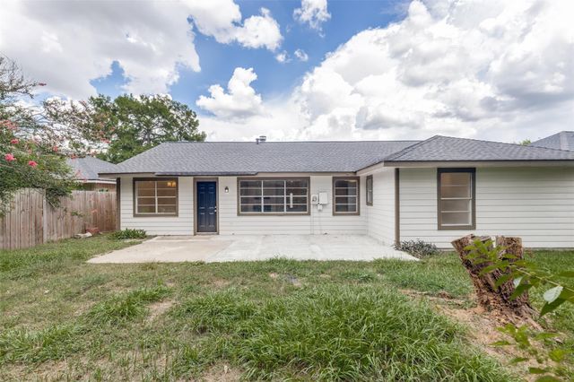 7307 Sunlight Lane, Houston, TX 77095