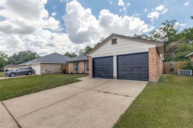 7307 Sunlight Lane, Houston, TX 77095