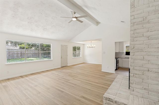 7307 Sunlight Lane, Houston, TX 77095