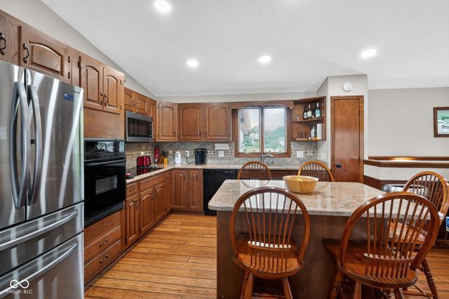 709 Shoreline Drive, Cicero, IN 46034
