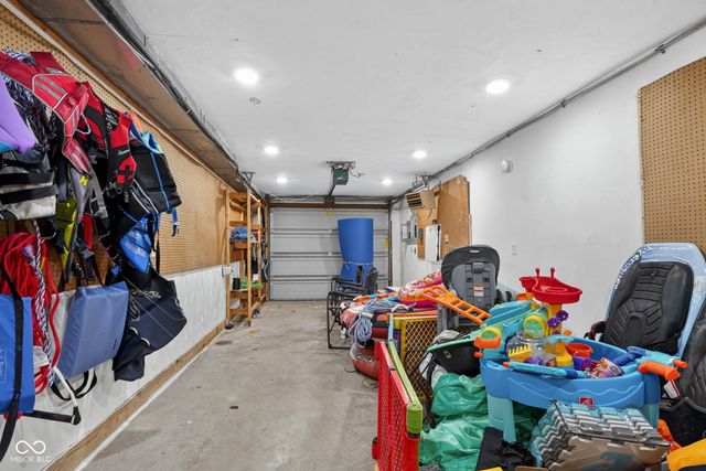 709 Shoreline Drive, Cicero, IN 46034