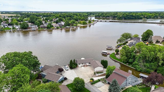 709 Shoreline Drive, Cicero, IN 46034