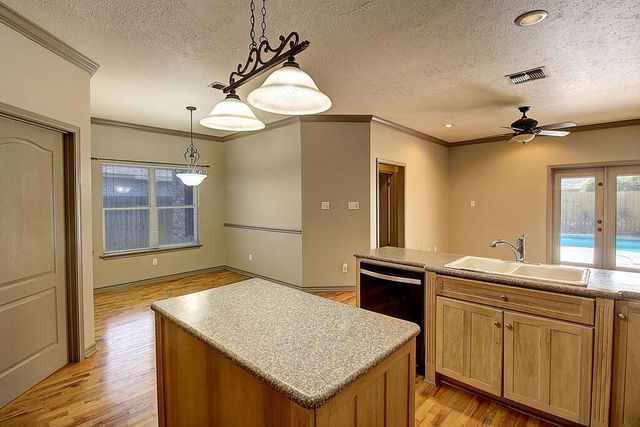 7642 Dallas St, Corpus Christi, TX 78413