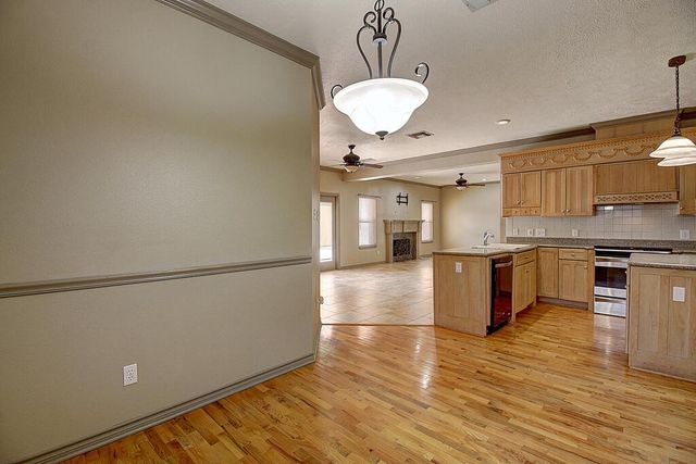 7642 Dallas St, Corpus Christi, TX 78413
