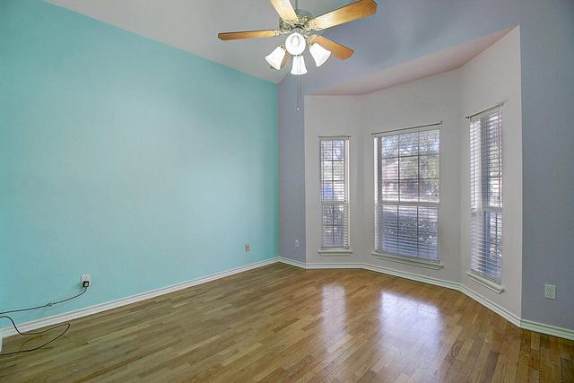 7642 Dallas St, Corpus Christi, TX 78413