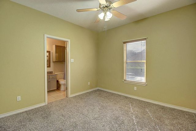 7642 Dallas St, Corpus Christi, TX 78413