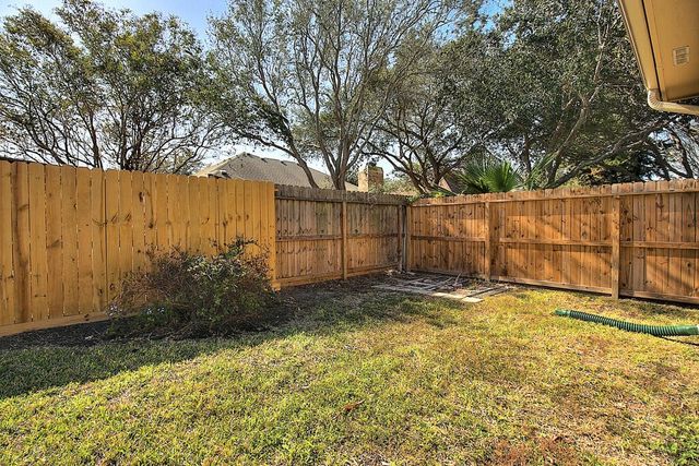 7642 Dallas St, Corpus Christi, TX 78413