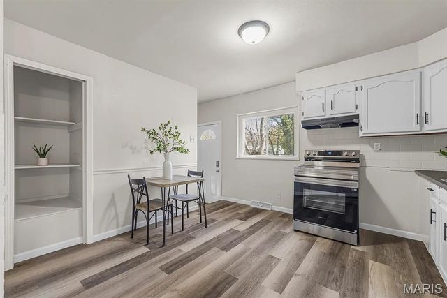 10512 Count Drive, Hazelwood, MO 63136