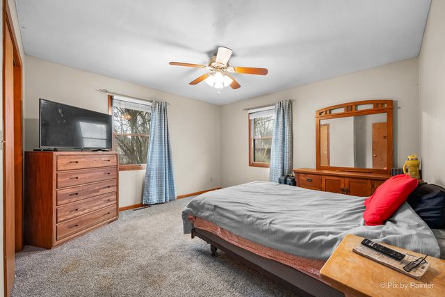 1321 Florence Drive, Sycamore, IL 60178