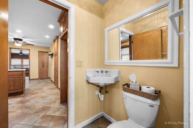 1321 Florence Drive, Sycamore, IL 60178