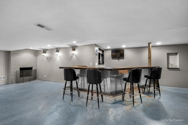 1321 Florence Drive, Sycamore, IL 60178