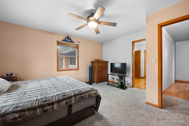 1321 Florence Drive, Sycamore, IL 60178