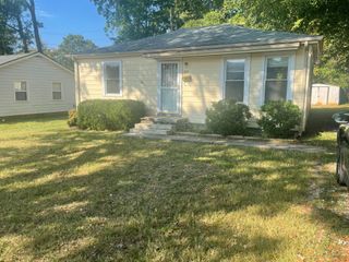 614 Gracey Ave, Clarksville, TN 37040