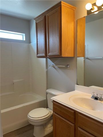 2405 Pintail Loop, College Station, TX 77845