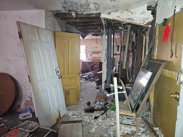 355 W 105th Place, Chicago, IL 60628