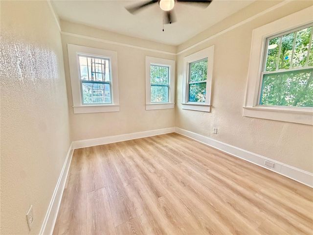 1200 E HENRY AVENUE, Tampa, FL 33604