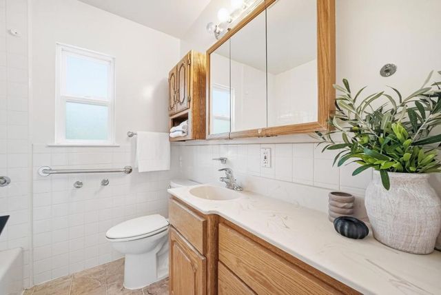 4065 2nd Street, Palo Alto, CA 94306