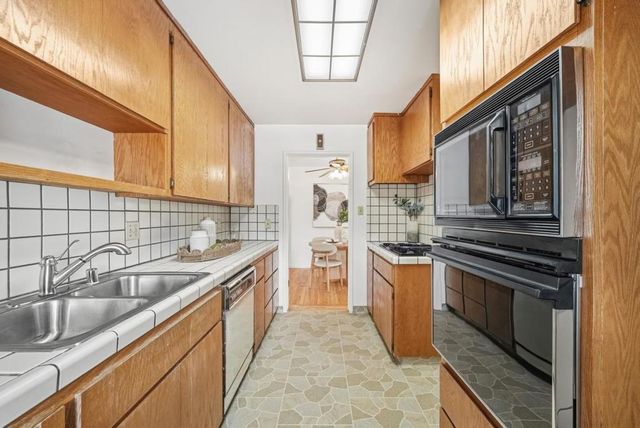 4065 2nd Street, Palo Alto, CA 94306