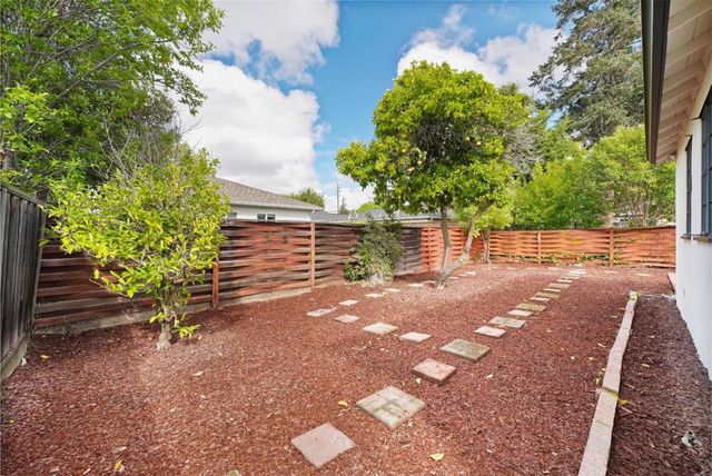 4065 2nd Street, Palo Alto, CA 94306