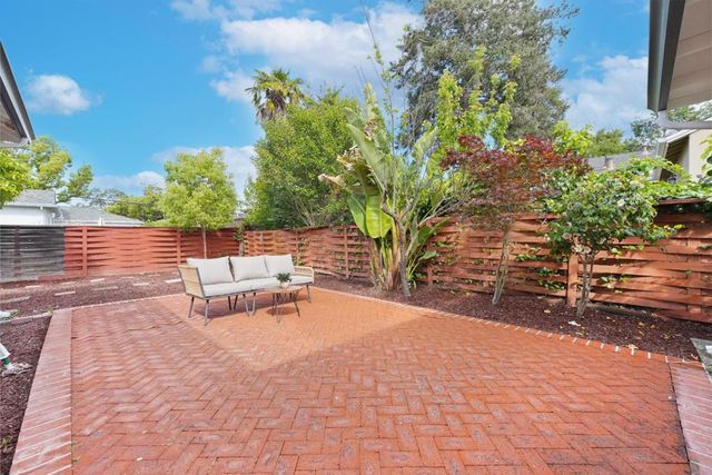 4065 2nd Street, Palo Alto, CA 94306