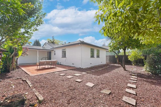 4065 2nd Street, Palo Alto, CA 94306