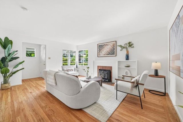 4065 2nd Street, Palo Alto, CA 94306