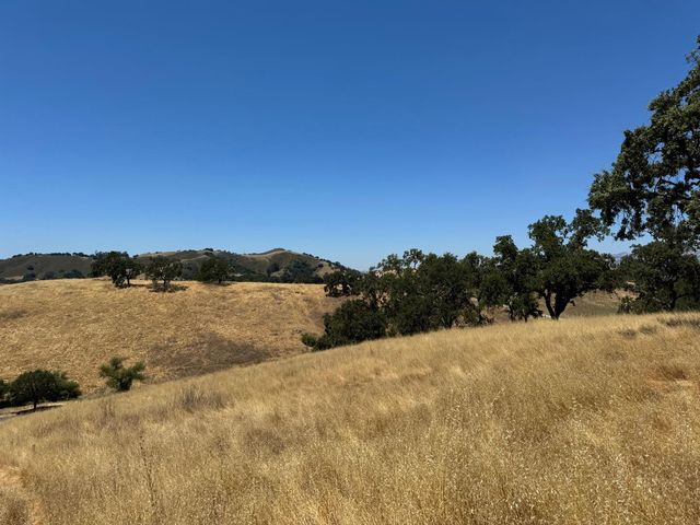 0 W San Martin Avenue, San Martin, CA 95046