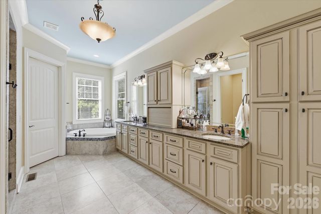 148 E Cold Hollow Farms Drive, Mooresville, NC 28117