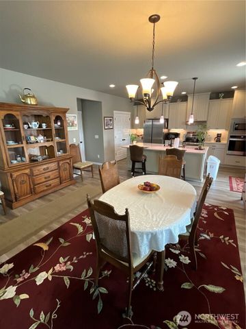 306 N Towhee Street, Moses Lake, WA 98837