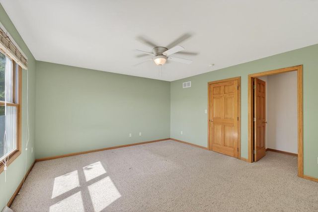 6547 Parkway CIRCLE, Mount Pleasant, WI 53406