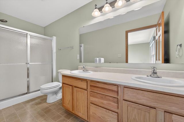 6547 Parkway CIRCLE, Mount Pleasant, WI 53406